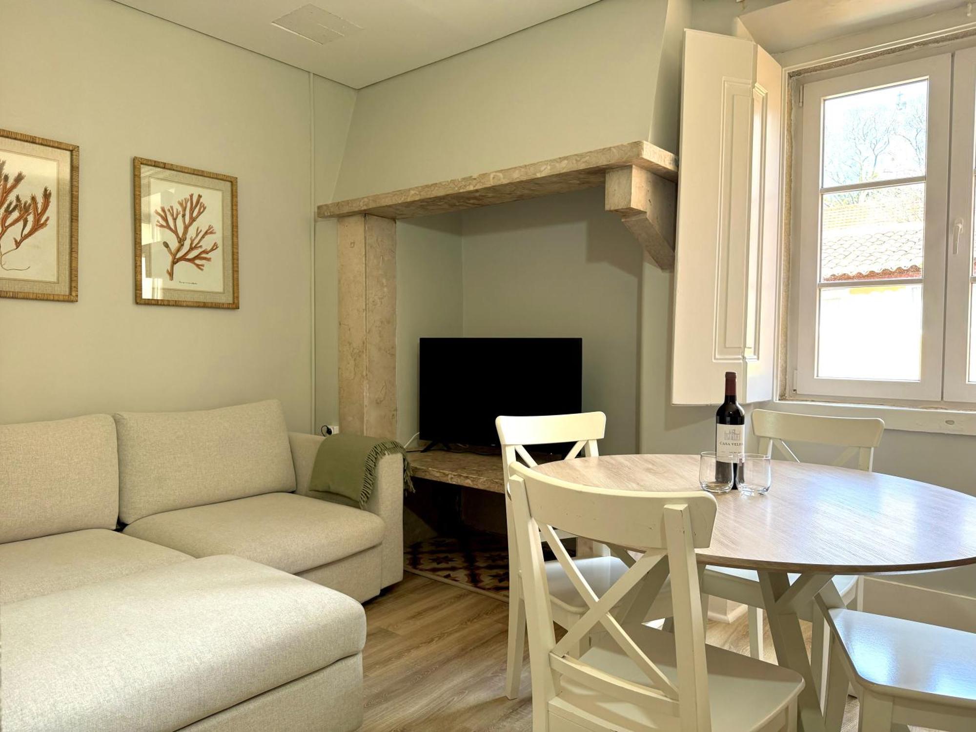 Metropolitan Living - Janelas Verdes * Lissabon
